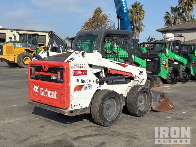 MINI CARGADOR SOBRE RUEDAS 2019 BOBCAT LOADER