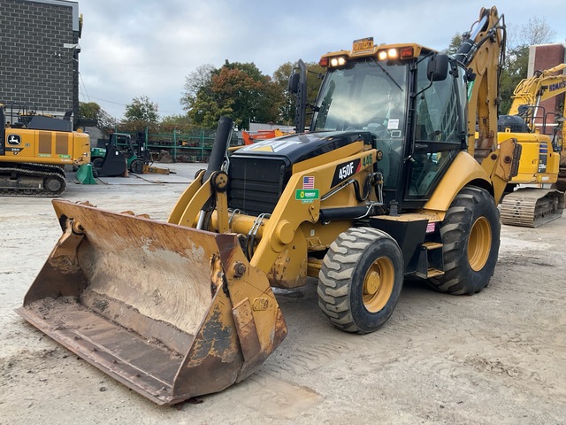 2018 Cat 450F 4x4 Backhoe Loader