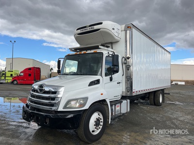 2016 Hino 268 4x2 Gekoelde Vrachtwagen