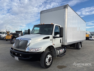 2022 International MV607LP 4x2 Kastenwägen
