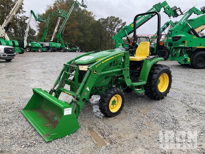 2018 JOHN DEERE 3033R 4WD Tracteur agricole utilitaire