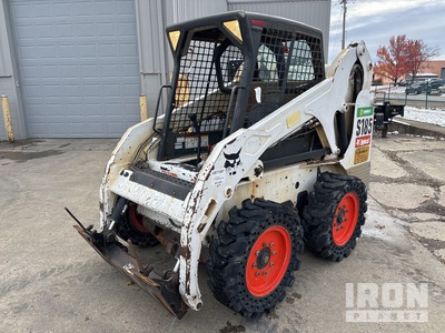 2011 Bobcat S185 Chargeuse à direction à glissement