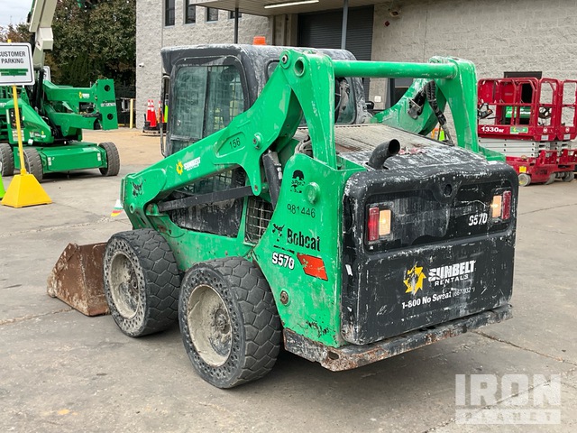 MINI CARGADOR SOBRE RUEDAS 2017 BOBCAT LOADER