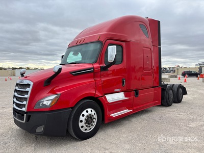 2019 Freightliner Cascadia 126 6x4 T/A Sleeper Truck Tractor