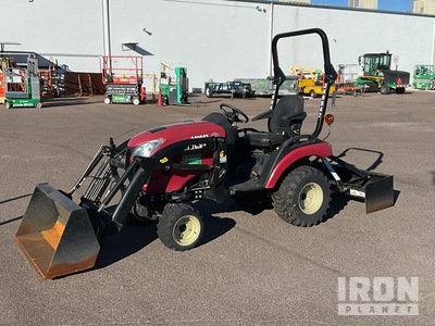 2022 YANMAR SA221 4WD tractor utilitario