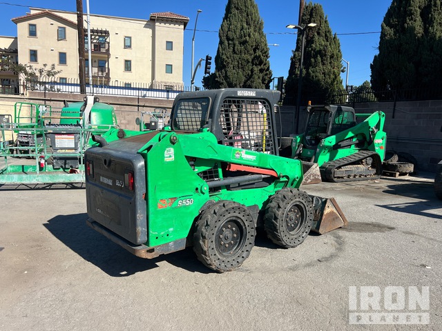 MINI CARGADOR SOBRE RUEDAS 2018 BOBCAT LOADER
