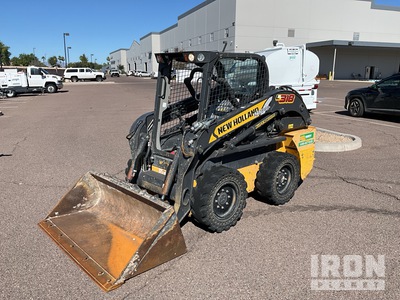 2022 NEWHOLLAND L318 Schranklader