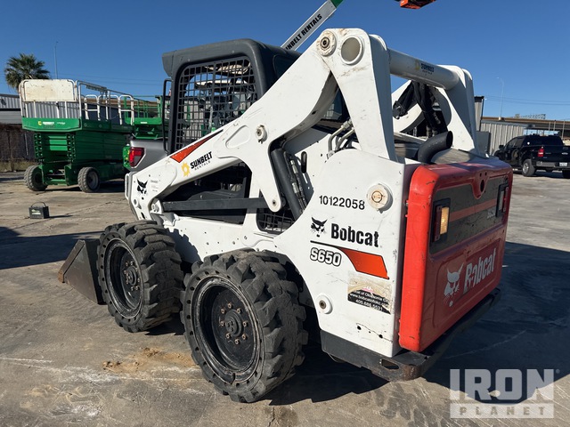 MINI CARGADOR SOBRE RUEDAS 2018 BOBCAT LOADER