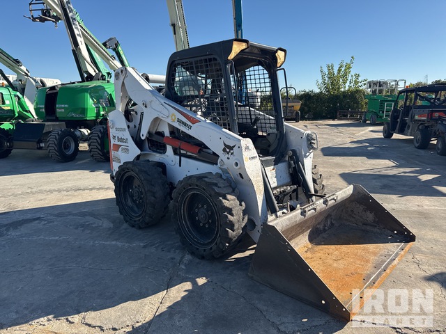 MINI CARGADOR SOBRE RUEDAS 2018 BOBCAT LOADER