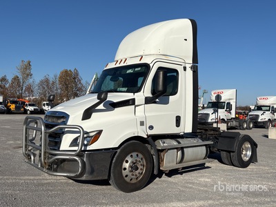 2019 Freightliner Cascadia 116 4x2 S/A Day Cab Truck Tractor