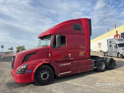 2018 Volvo VNL670 6x4 Day Cab Prime Mover