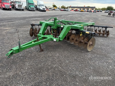 John Deere 630 14 ft Pin Hitch Tandem Disc