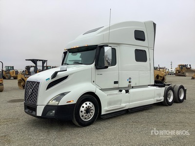 2022 Volvo VNL860 6x4 Tracteur Routier Couchette