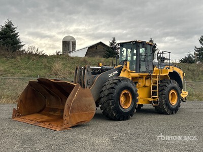 2020 John Deere 844L Wheel Loader