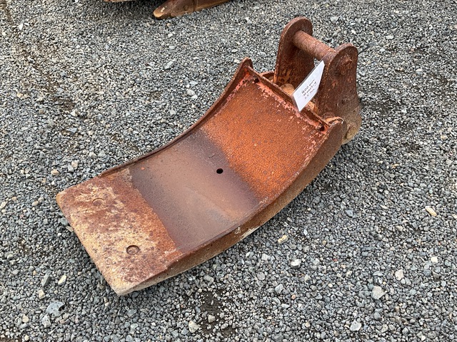 400 mm Q/C Trenching Excavator Bucket - Fits 5.5 ton 400 mm Q/C Trenching Excavator Bucket - Fits 5.5 ton