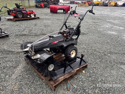 2017 Western RB-400 Walk-Behind 40 in Snow Broom