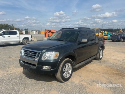 2010 Ford Explorer Sport Trac XLT 4x2 Crew Cab Pickup