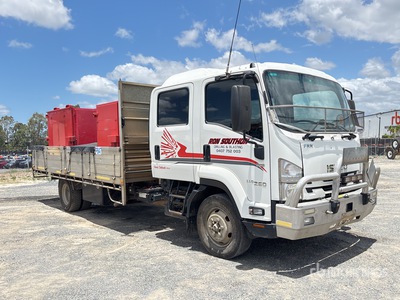 2017 Isuzu FRR 110-260 4x2 Crew Cab Platte vrachtwagen