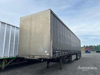 2017 Reitnouer 53 ft Quad/A Curtain Side Trailer