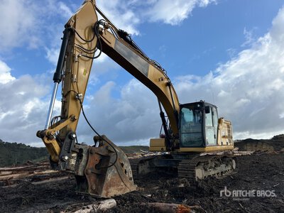 2022 Cat 320GC Escavatore cingolato