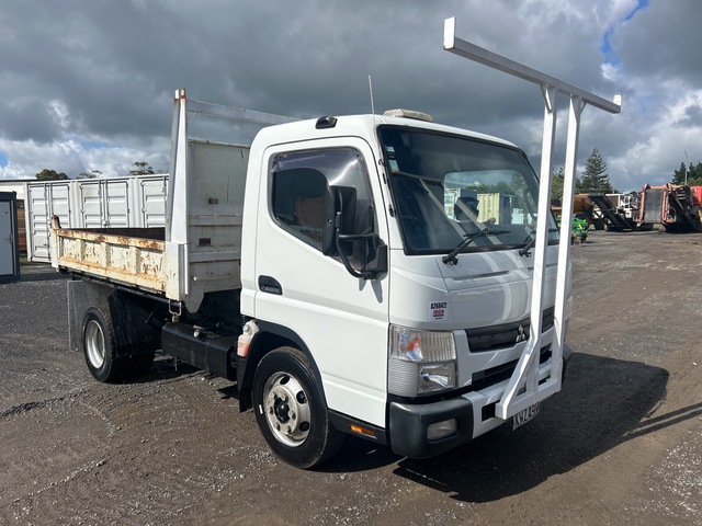 2017 Mitsubishi Fuso Canter 816 4x2 Tipper Truck 2017 Mitsubishi Fuso Canter 816 4x2 Tipper Truck