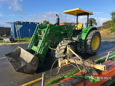 2021 John Deere 6110M Allradtraktor