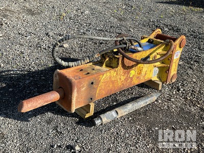 2017 Apex LX605 Q/C Hydraulic Breaker