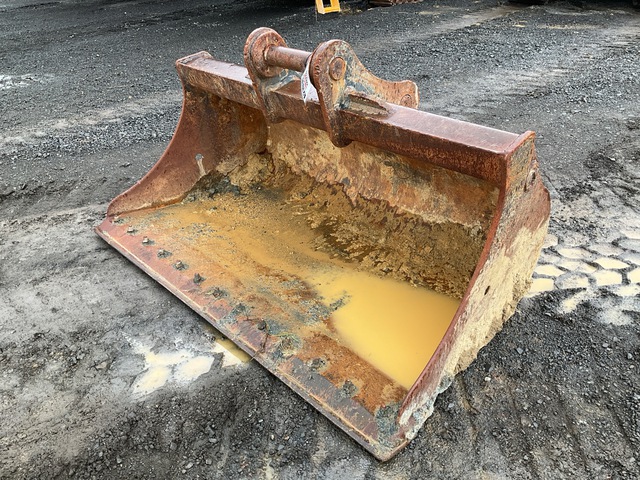 2000 mm Q/C Cleanup Excavator Bucket - Fits 20 - 25 ton 2000 mm Q/C Cleanup Excavator Bucket - Fits 20 - 25 ton