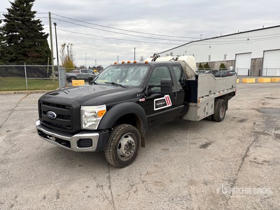 2012 Ford F-550 XL 4x4 Extended Cab Ciężarówka z płaską platformą
