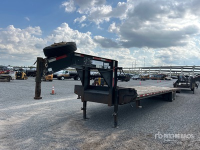 2016 Texas Pride FT835530KGN 40 ft T/A Gooseneck Plant Trailer