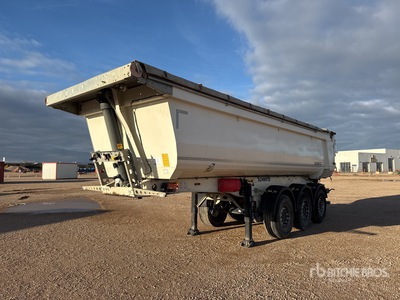 2021 Schmitz Cargobull SCBS3D Tri/A Semi-Remorque 3 Essieux Tipping Trailer