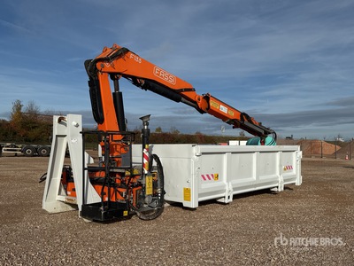 Benne Amplirol Avec Grue Fassi F135 2012 5730kg Roll-Off Trailer