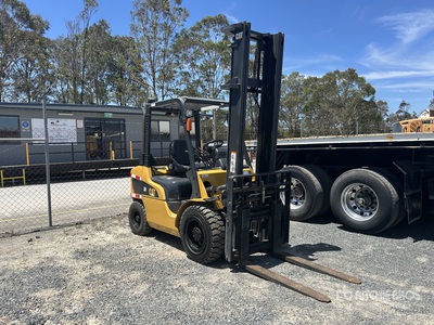2016 Cat DP30NT Carrelli Elevatori