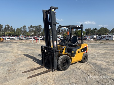 2016 Cat DP30NT 3 ton Carrelli Elevatori