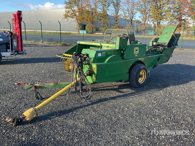 John Deere 342 Square Baler