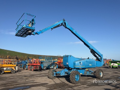 2010 Genie Z135/70 4WD Diesel Plataforma Elevadora Articulada