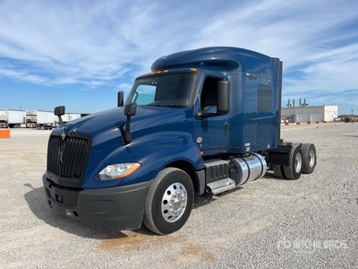 2018 International LT625 6x4 Cabeza Tractora Cabina Dormitorio