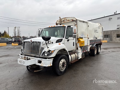 2010 International 7400 6x4 Waste Collection Truck