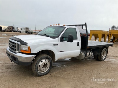 2000 Ford F-550 Camion à Plateau