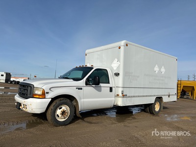 1999 Ford F-350 Cube Van Truck