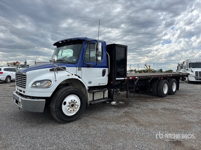 2013 Freightliner M2 106 6x4 Ciężarówka z płaską platformą