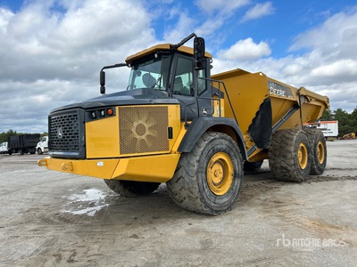 2015 John Deere 410E Articulated Dump Truck