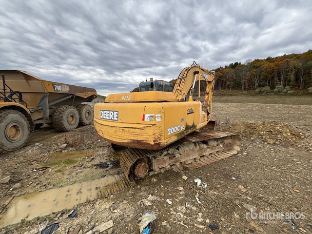 EXCAVADORA JOHN DEERE 200CLC