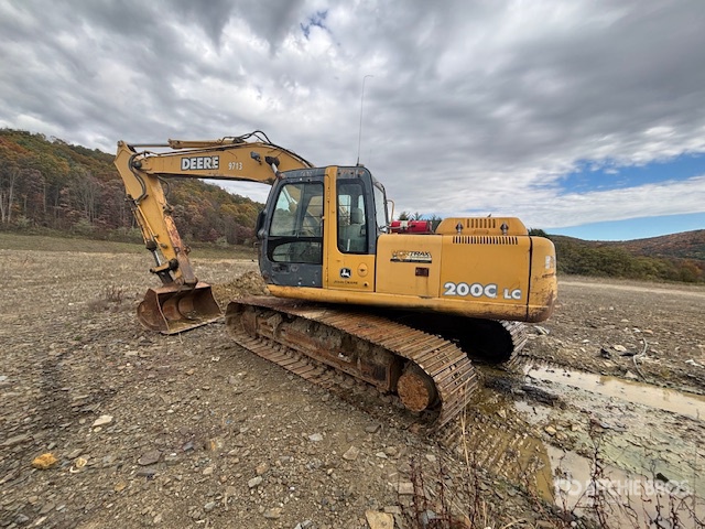 EXCAVADORA JOHN DEERE 200CLC