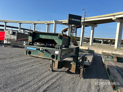 1990 Trailmobile T/A 28 ft Extendable Pritsche Anhänger