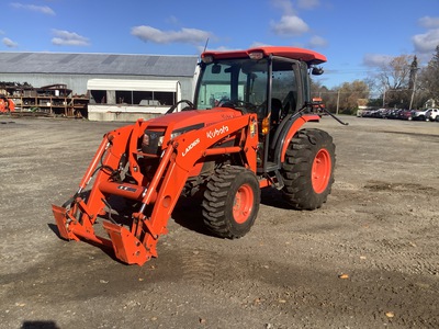 2023 Kubota MX6000HSTC 4WD Utility Tractor