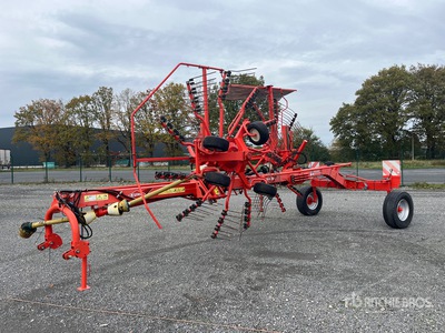 2009 Kuhn GA6520 Hay Rake