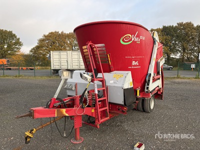 2008 Van Lengerich VMIX 2LS Feed Mixer