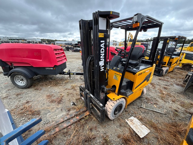 2019 Hyundai 25B-9U 5000 lb Electric Forklift 2019 Hyundai 25B-9U 5000 lb Electric Forklift