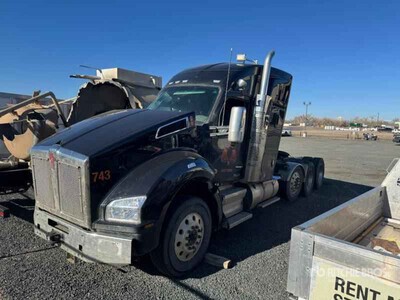 2025 Kenworth T680 Cabeza Tractora Cabina Dormitorio
